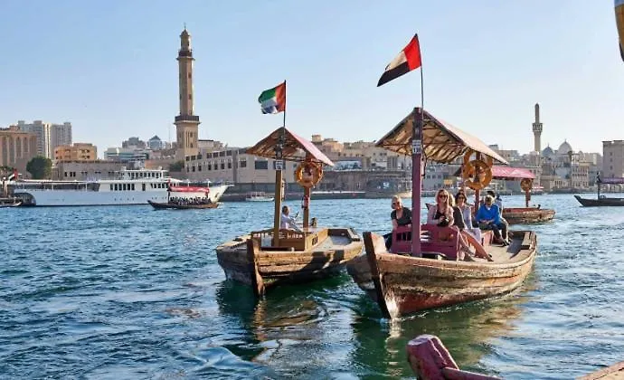 دبي Woodvilla Hostel